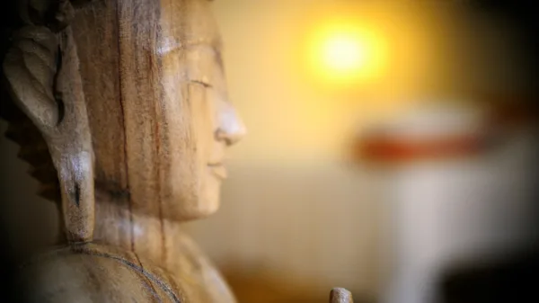 Buddha-Figur im Praxisraum